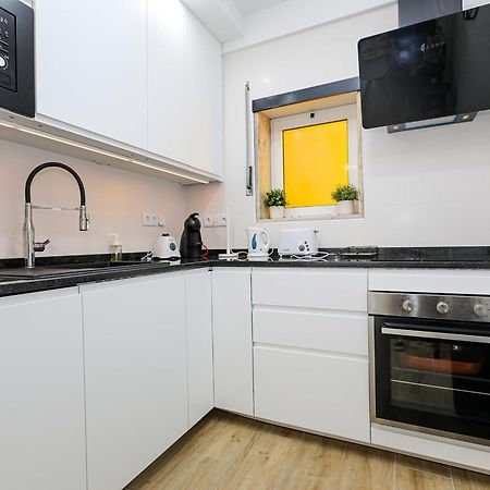 B11 - Beach Way Apartment Lagos Eksteriør bilde
