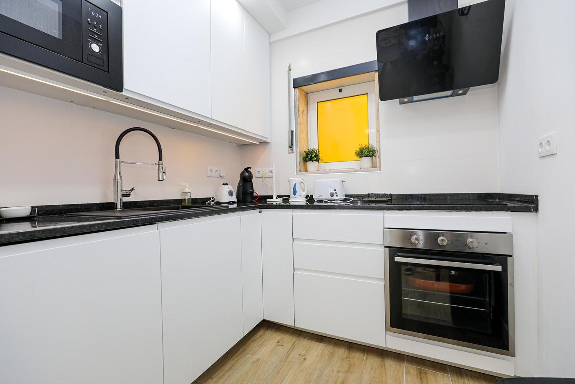 B11 - Beach Way Apartment Lagos Eksteriør bilde